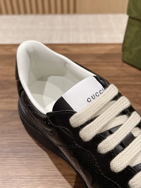 Gucci Shoe 